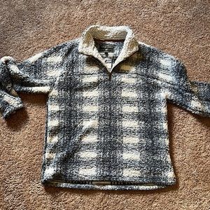 Women’s True Grit Quarter Zip Pullover (size L)